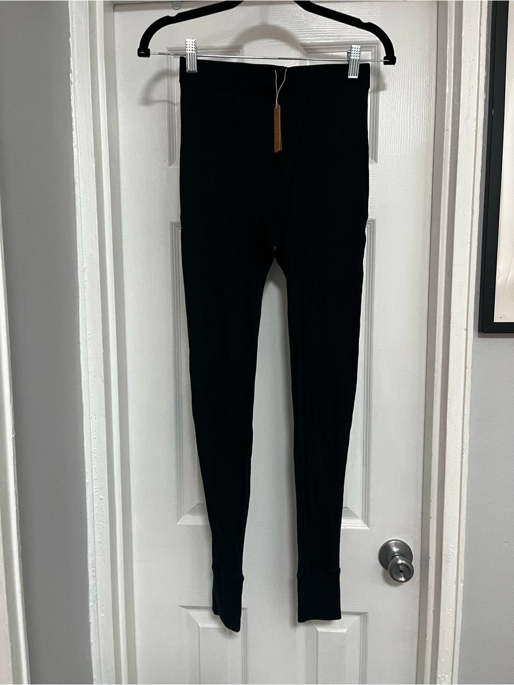 SKIMS Black Stretch Leggings